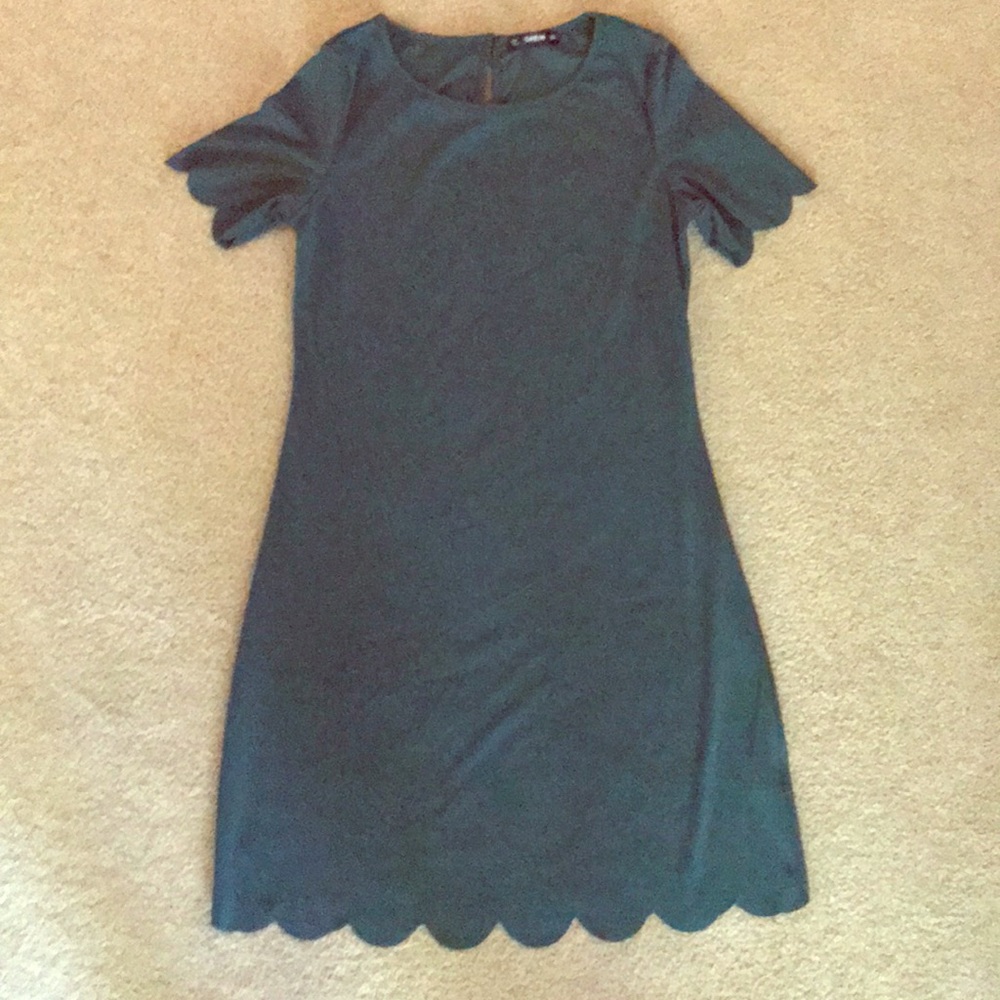 Hunter Green Scalloped Short-Sleeve Dress